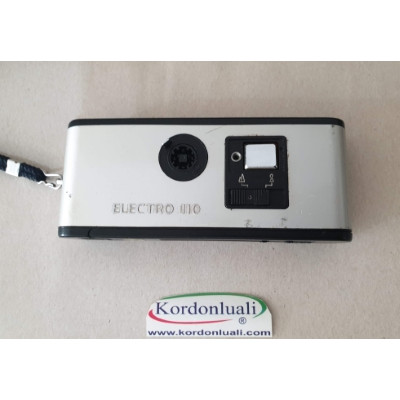 Yashica Electro 110 Fotoğraf Makinesi Nadir Yashica Electro 110 Fotoğraf Makinesi Nadir